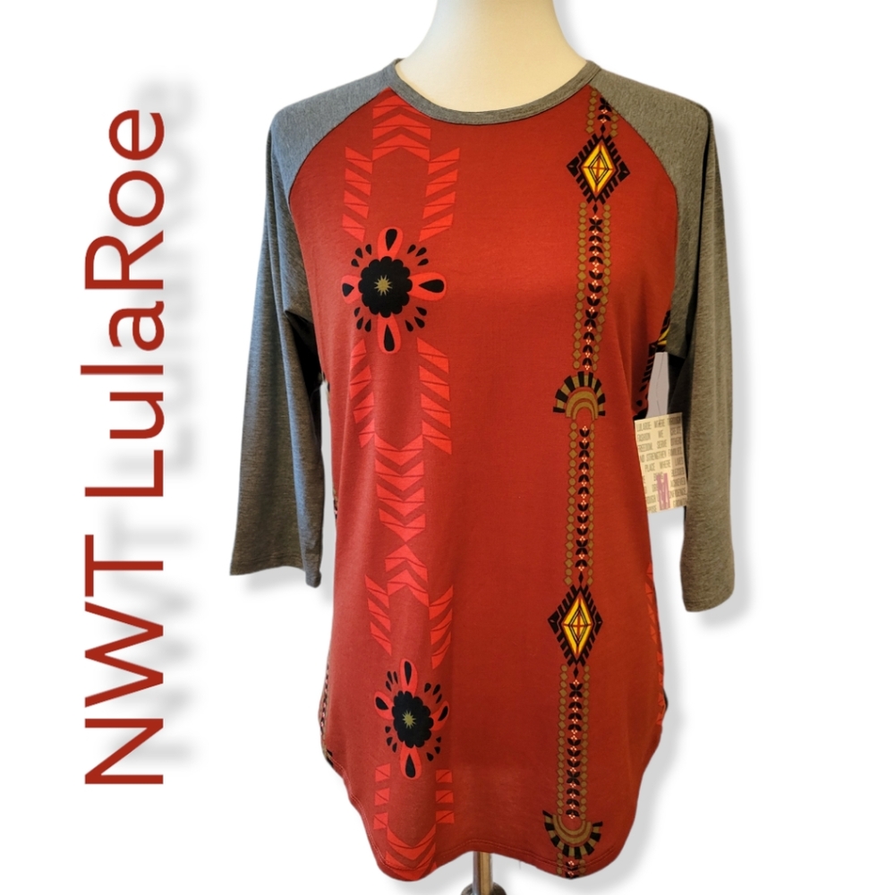 NWT LulaRoe "Randy" Raglan Tee